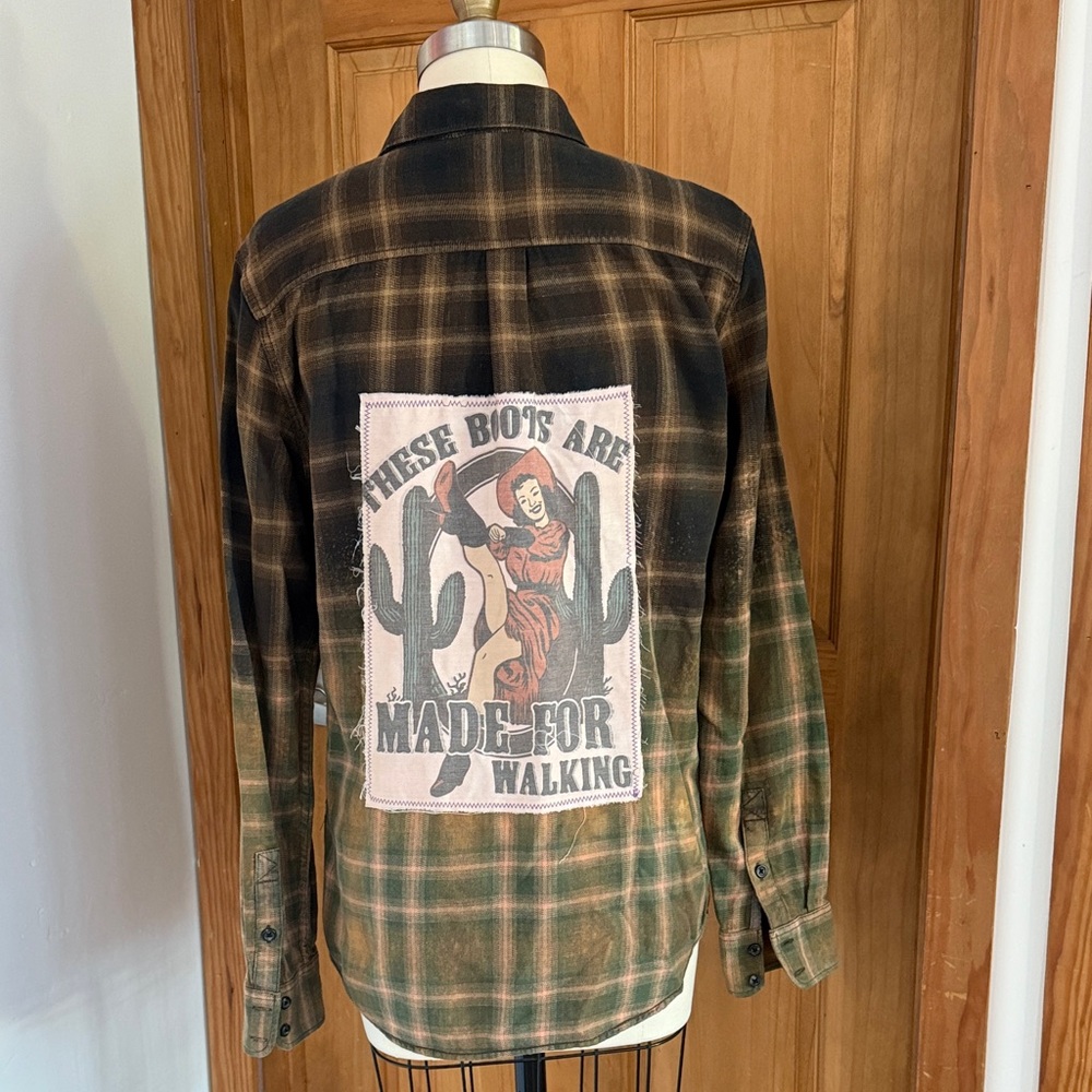 Western Custom made plaid Vans Tailored Fit Shirt in Brown and Gray.